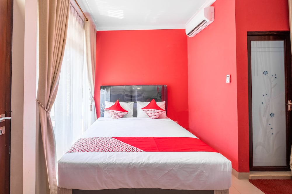 OYO Collection O 1032 Rahayu Residence Syariah 16/30
