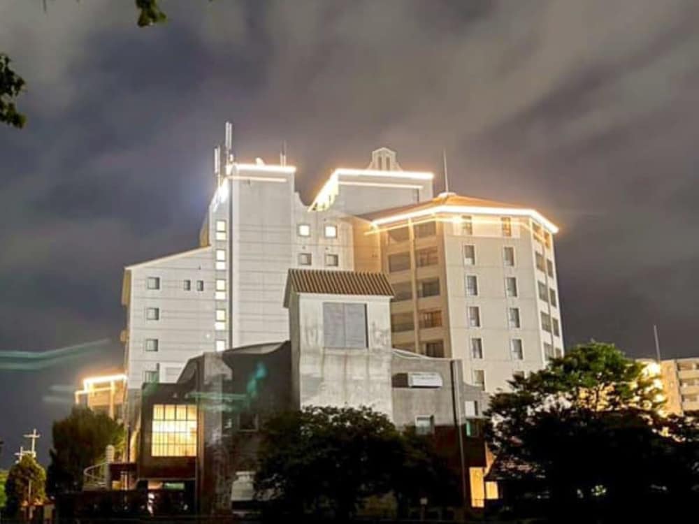 Nagasaki International Hotel 7/61