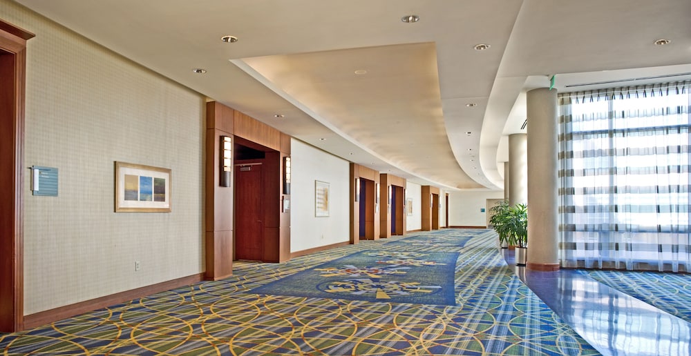 Georgia Tech Hotel and Conference Center 13/73