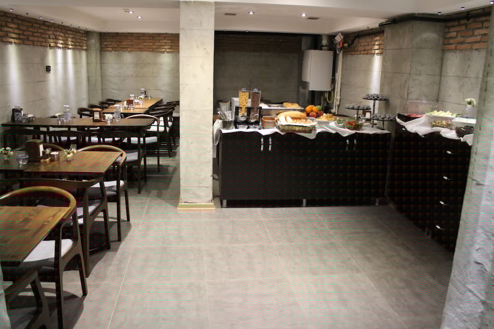 Elibol Hotel 45/52