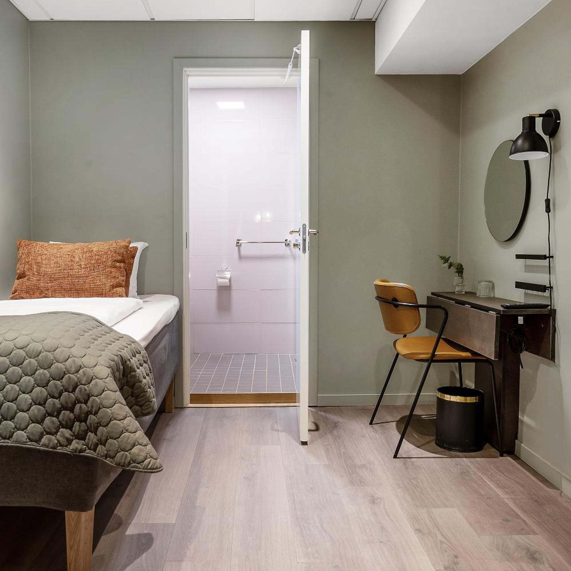 Room, Single, No Window