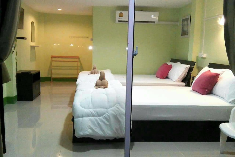 Sangvimarn Resort 10/50