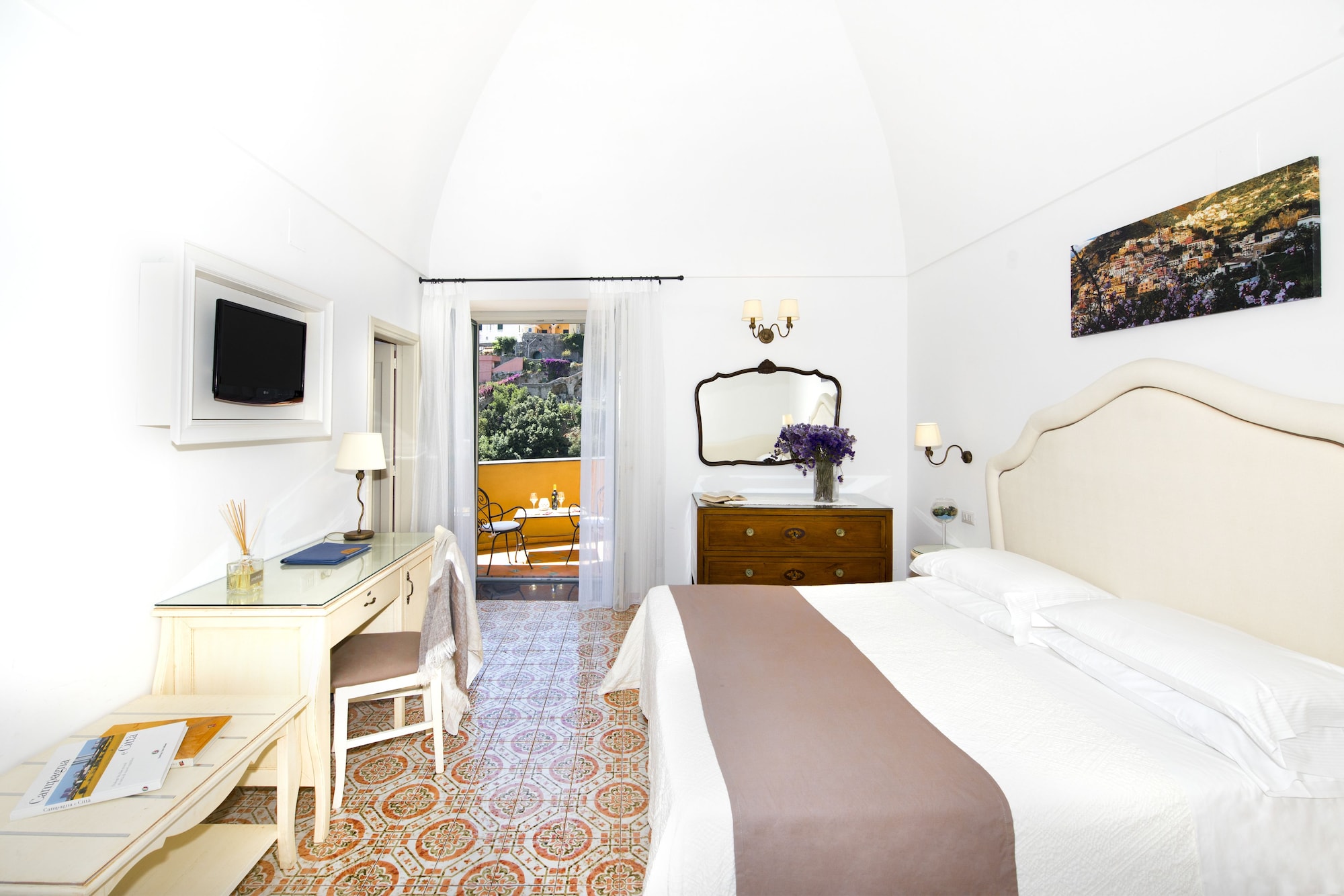 COMFORT, DOUBLE BED, TERRACE