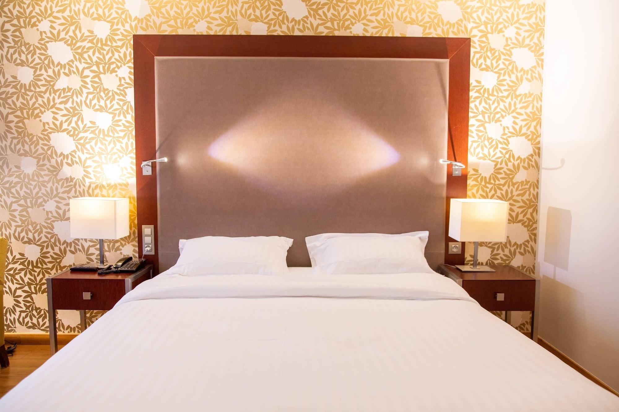 2 Rooms, Apartment, Multiple Beds، Clarion Paris CDG Airport 3/6