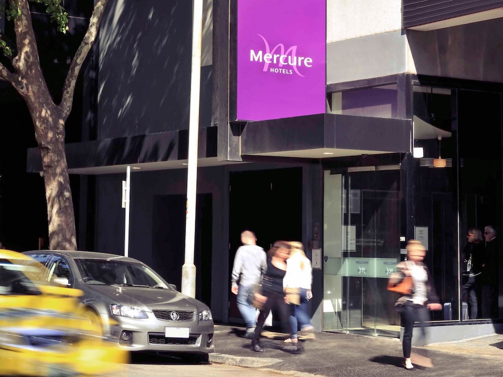 Mercure Melbourne Therry Street 7/42