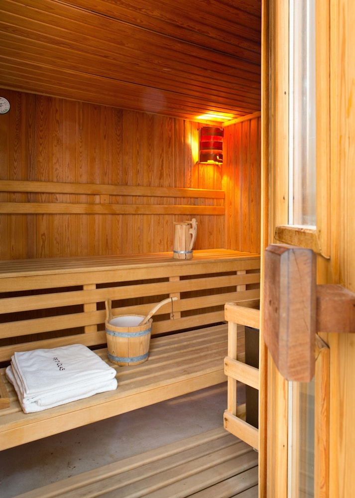 Perivolas Traditional Houses 23/69