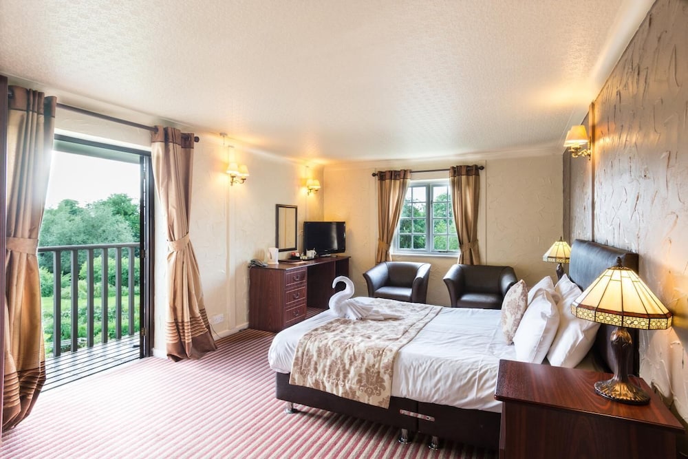 THE GEORGE HOTEL 16/47