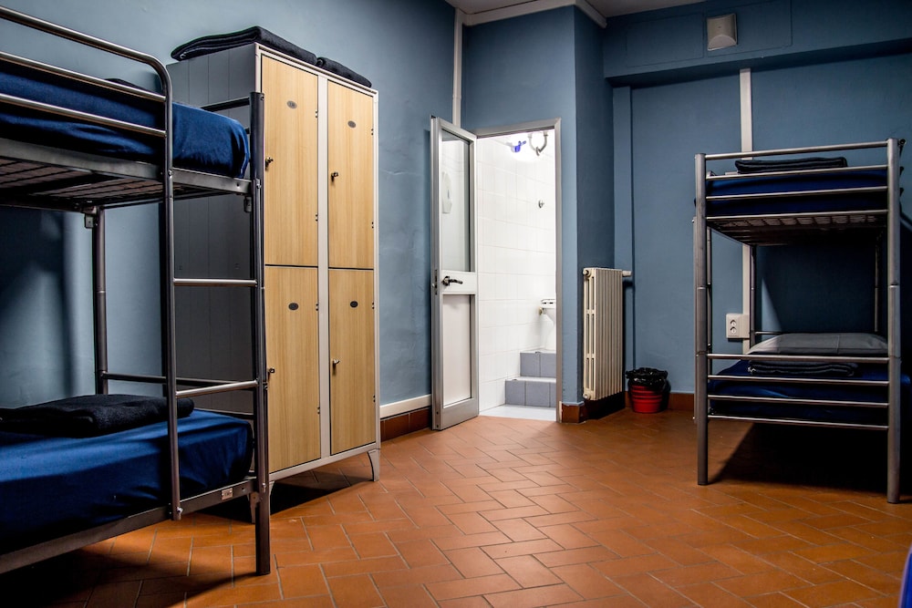 Hostel Santa Monaca 34/50