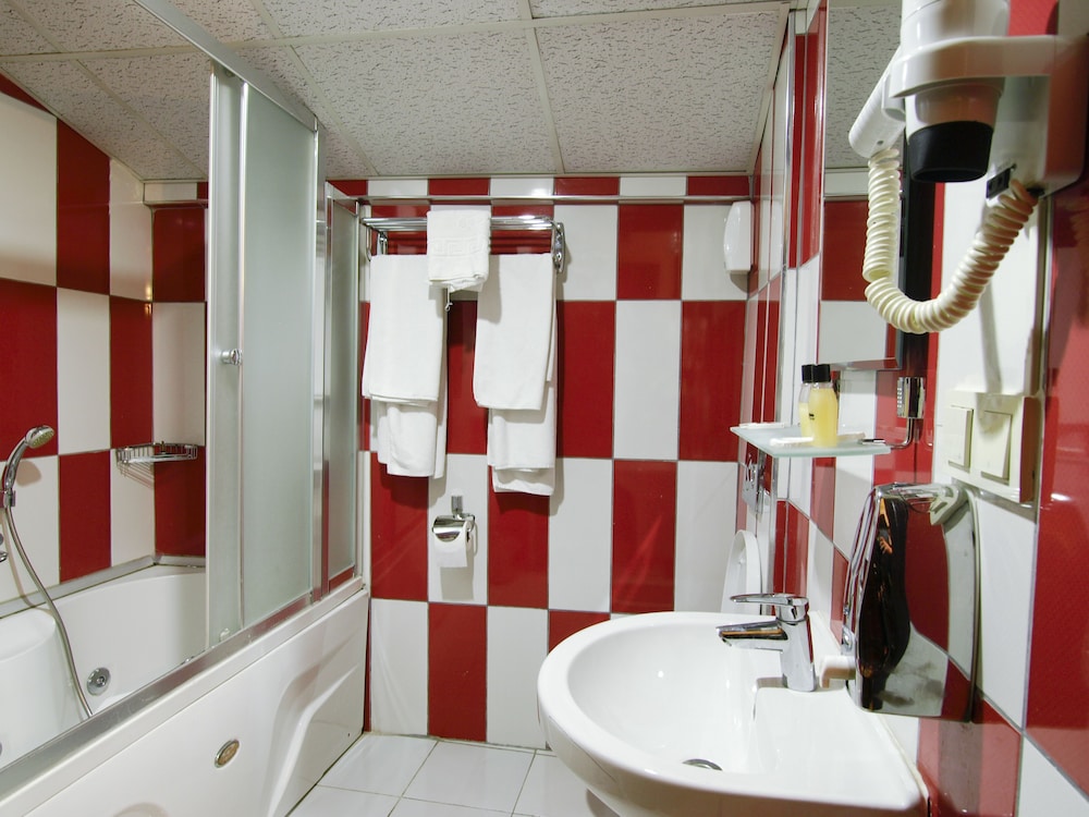 TIMYA HOTEL 55/55