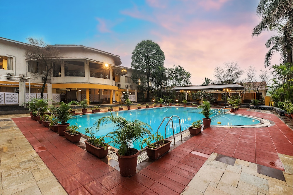 Manas Lifestyle Resort 45/50
