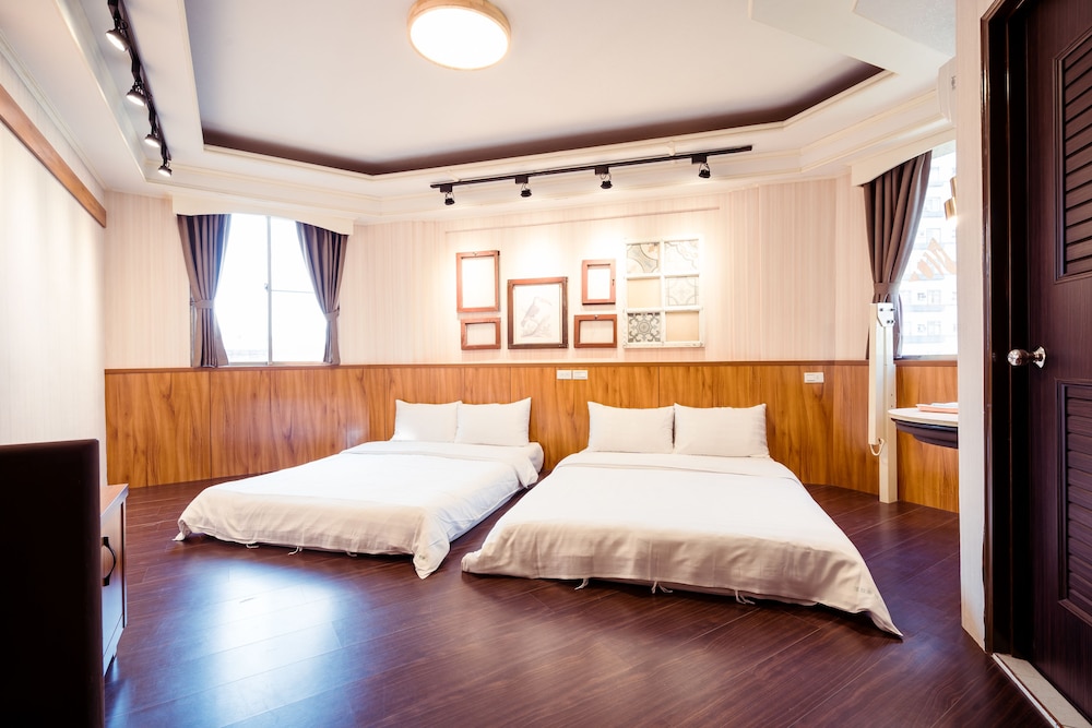 Tainan Inn 34/75