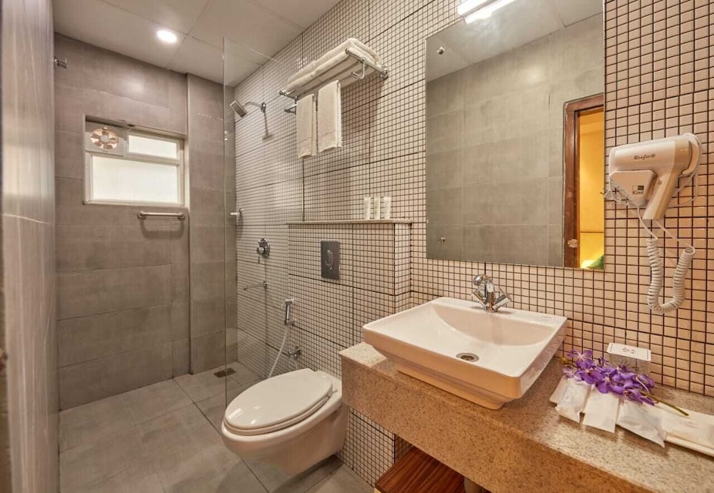 Regenta Inn Indiranagar 27/32