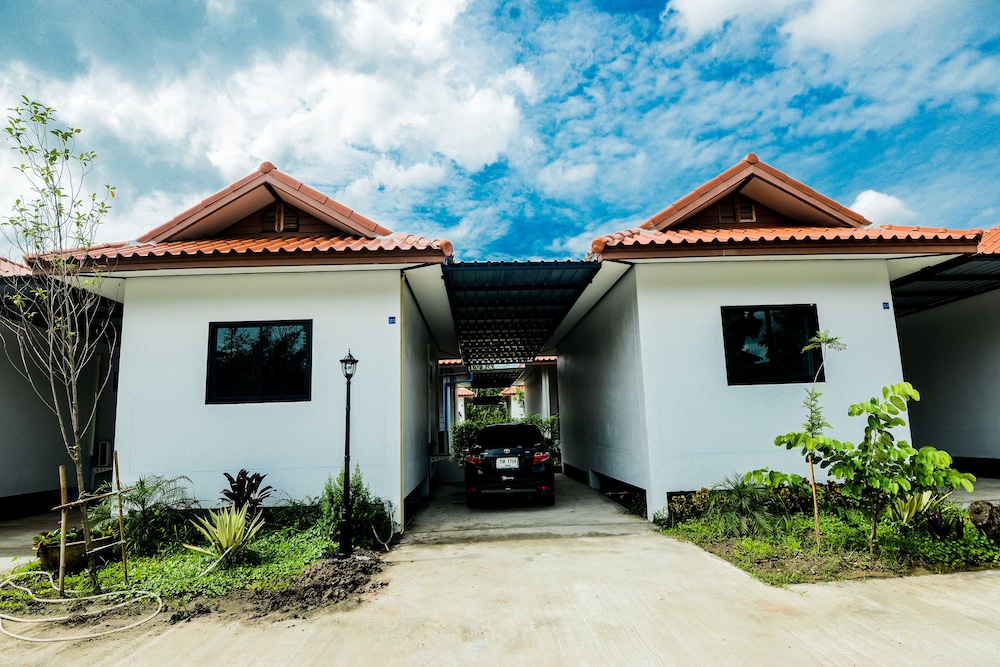 Nangrong Garden Home 1/22