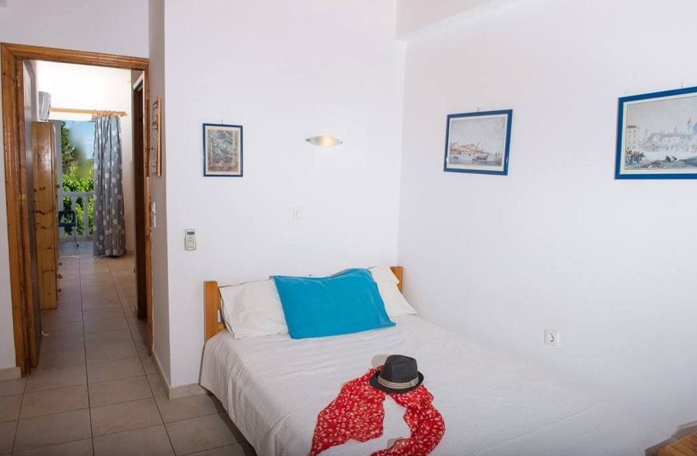 2 BEDROOMS, APARTMENT