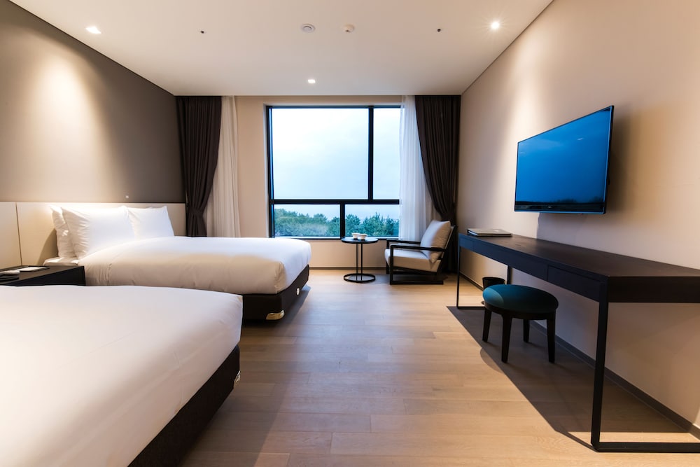 PREMIUM, 2 DOUBLE BEDS