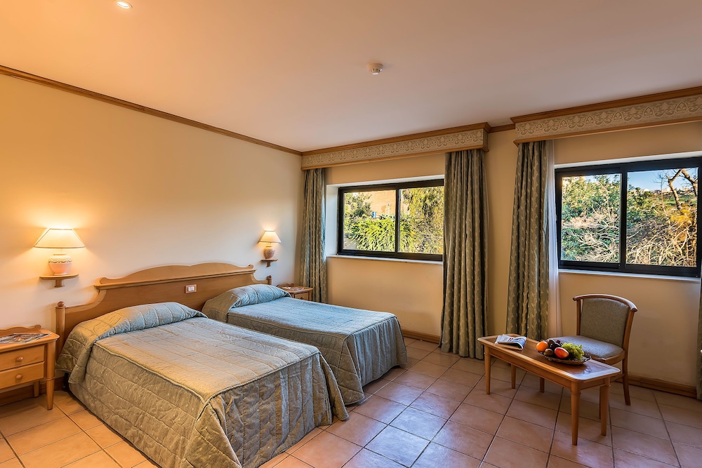 Grand Hotel Gozo 6/38