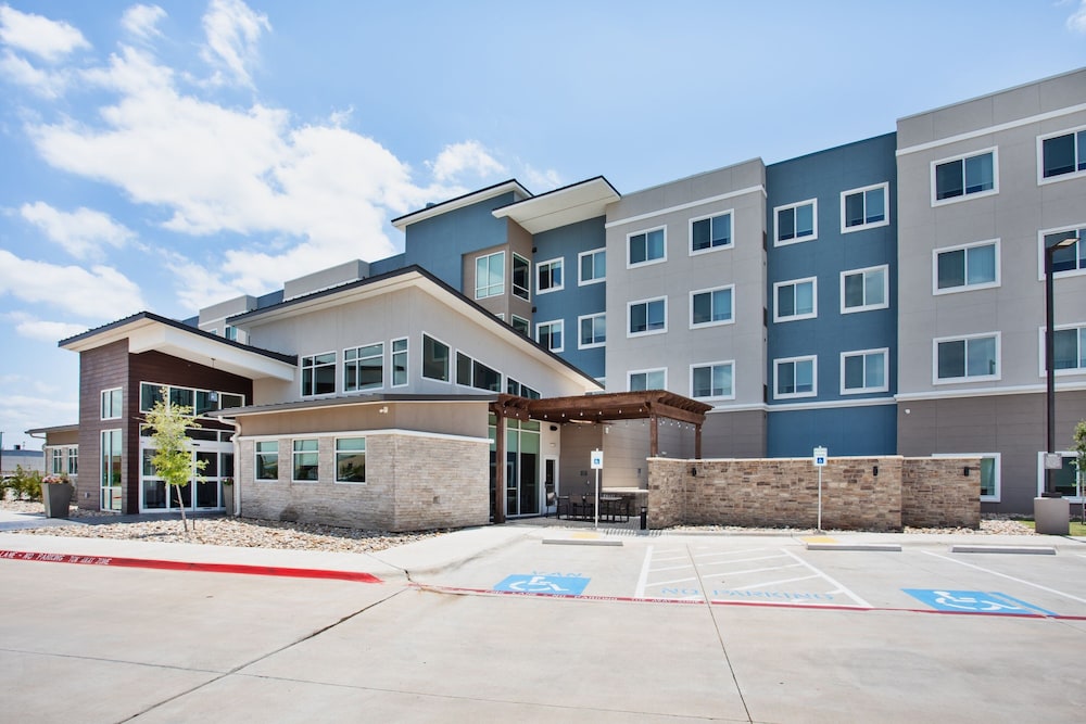 Residence Inn by Marriott Wichita Falls 18/25