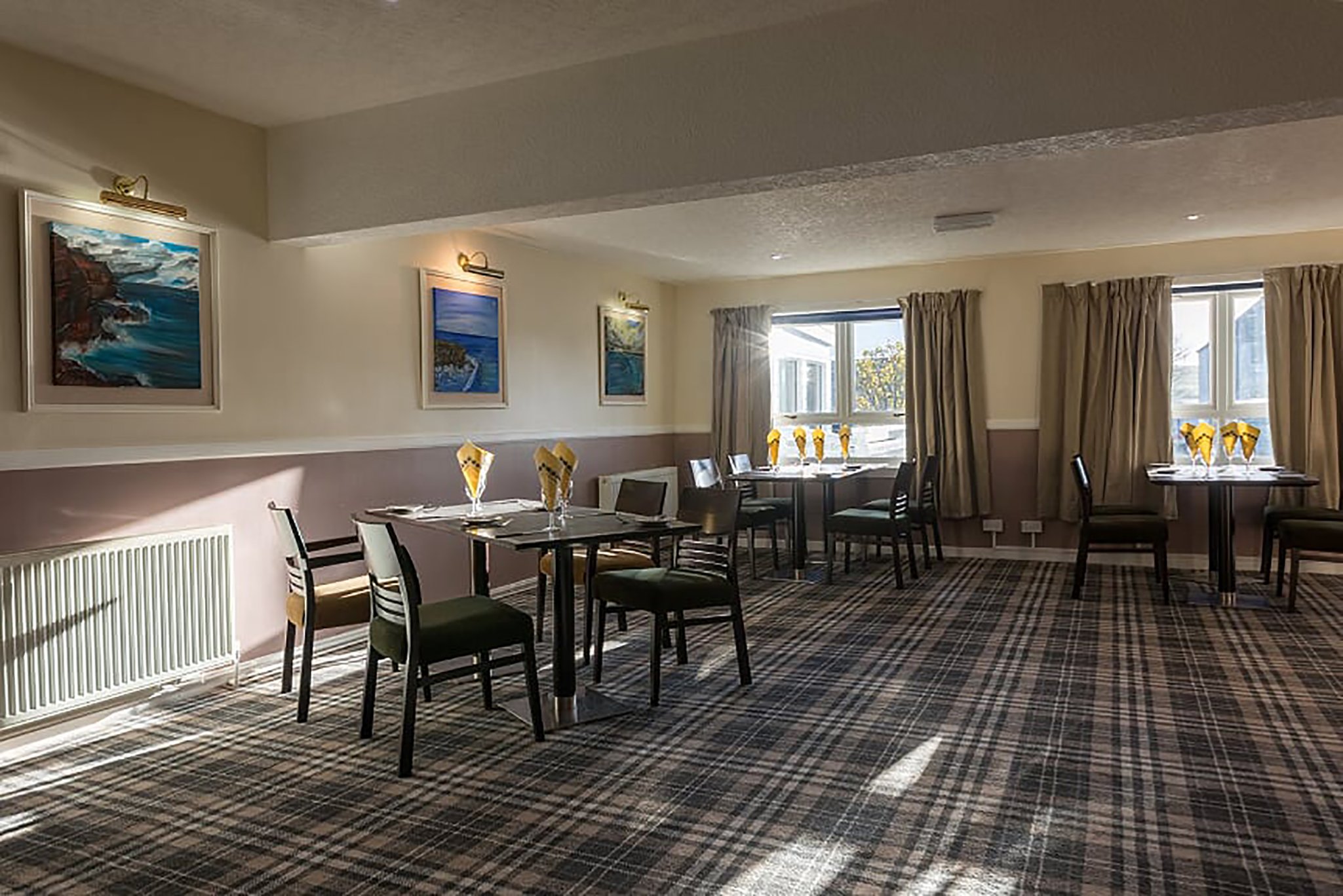 CASTLETOWN HOTEL 37/40