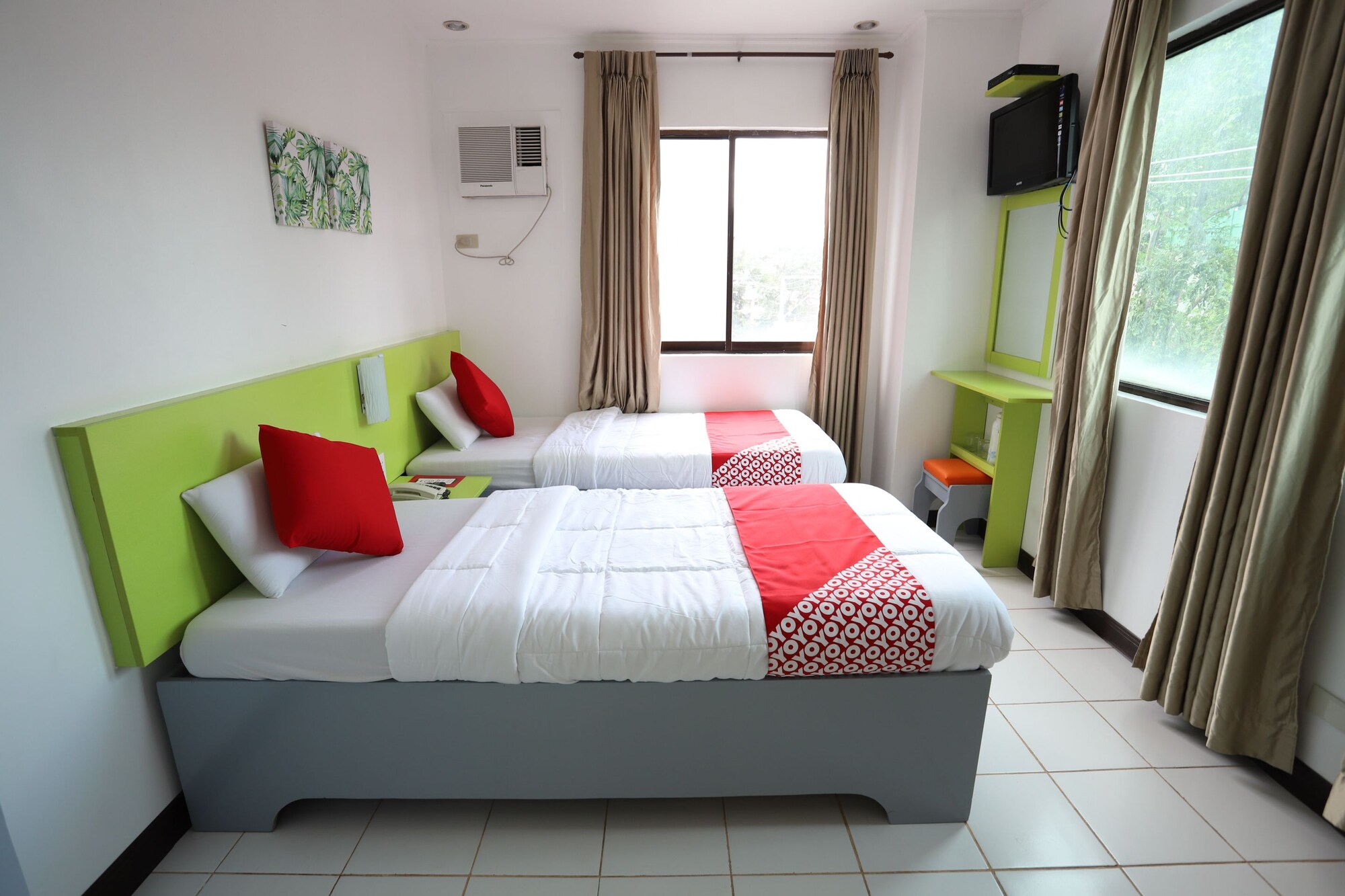 SUPERIOR, TWIN BEDS