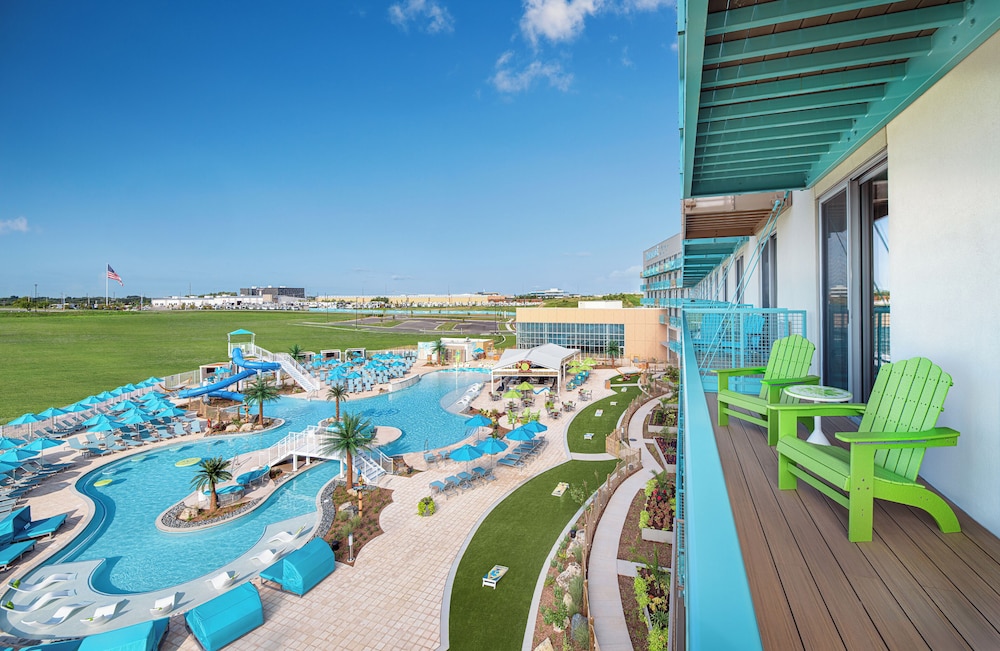 Margaritaville Hotel Kansas City 46/52