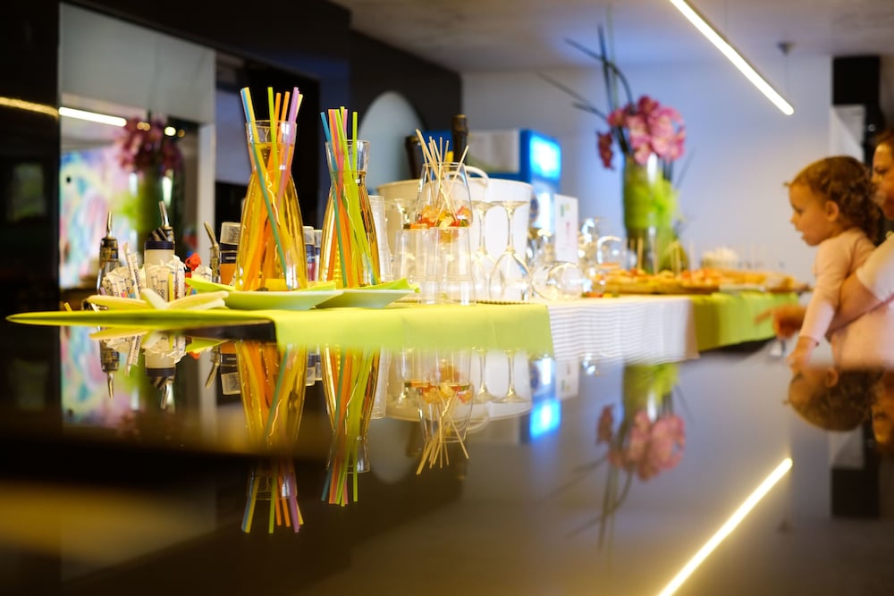 Oxygen Lifestyle Hotel photo3