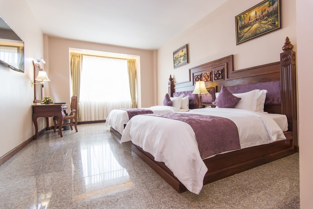 Phnom Penh Era Hotel 20/68