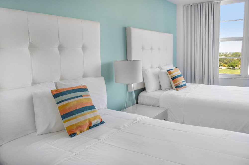 Seacoast Suites Hotel 29/75