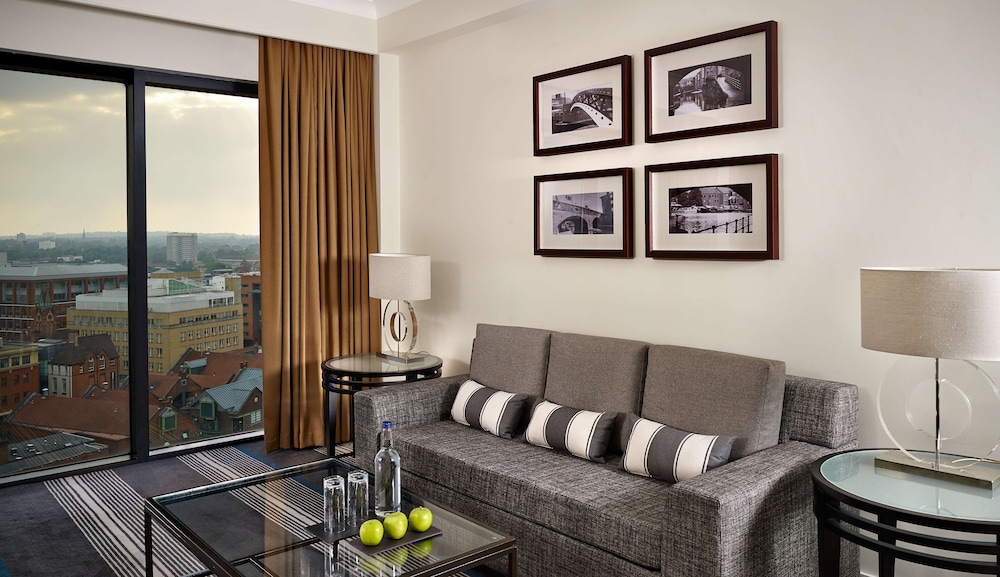 Hyatt Regency Birmingham 54/72
