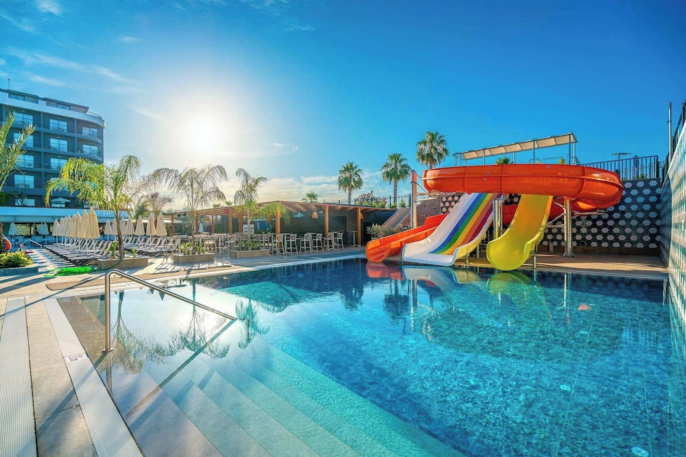 Vox Maris Resort 97/104