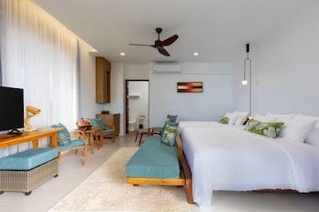 Suite, Villa, Triple, King Bed, Sea View