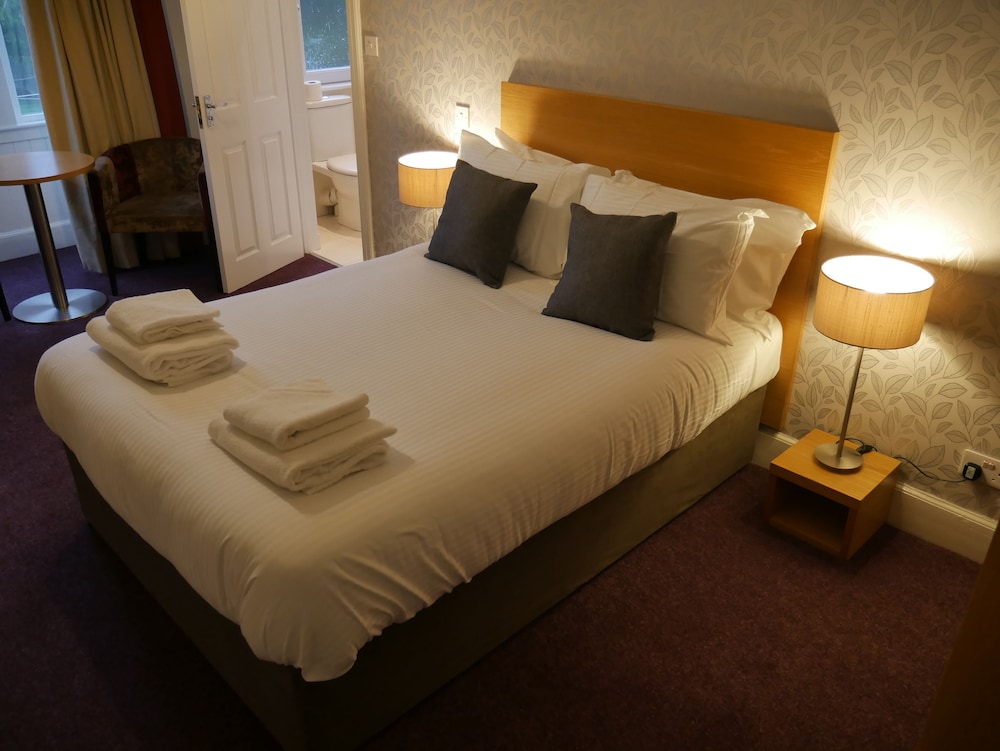 The Speyside Hotel 19/62