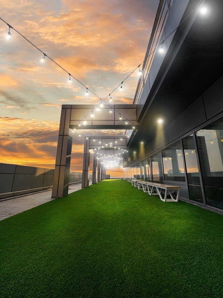 Evergreen Plaza Tainan 59/64