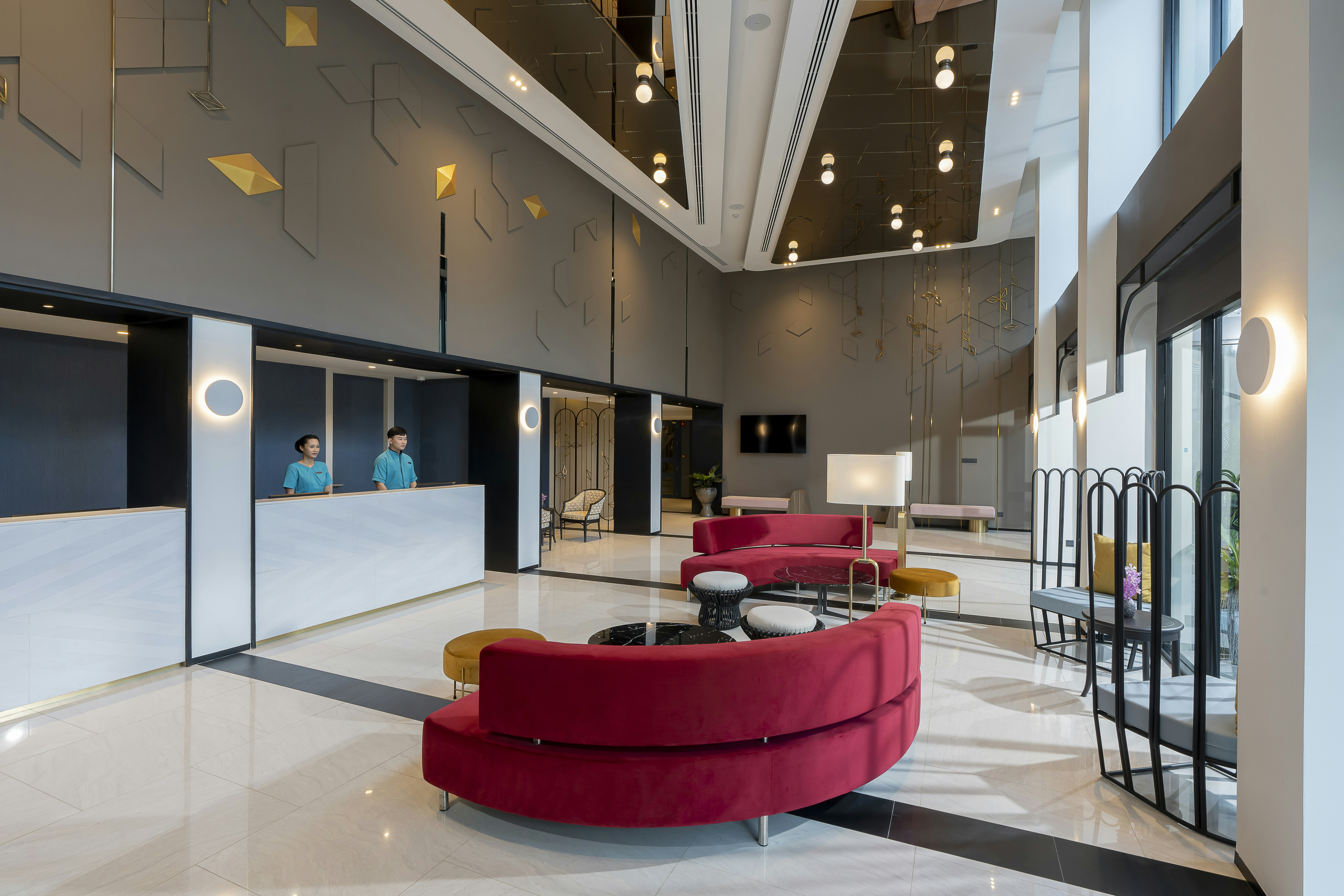 Centara Life Hotel Bangkok Phra Nakhon 40/67