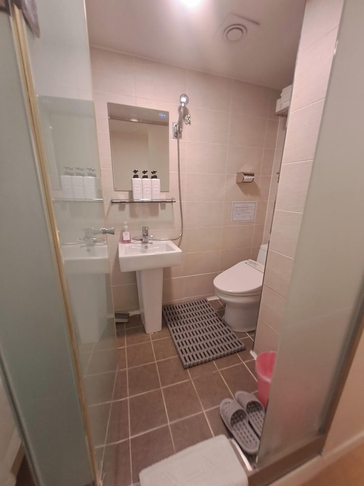 Philstay Myeongdong Central Hotel 51/53
