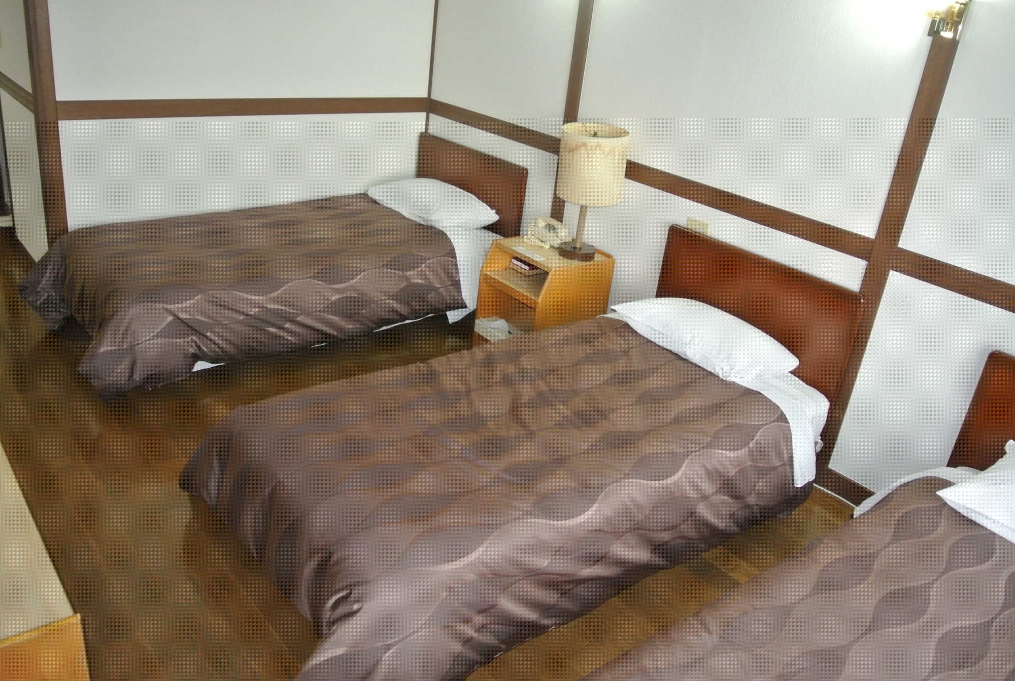ROOM, TRIPLE