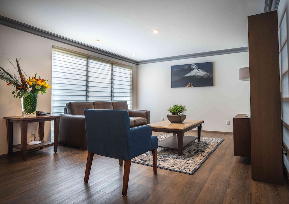 SUITES OBELISK 32/65