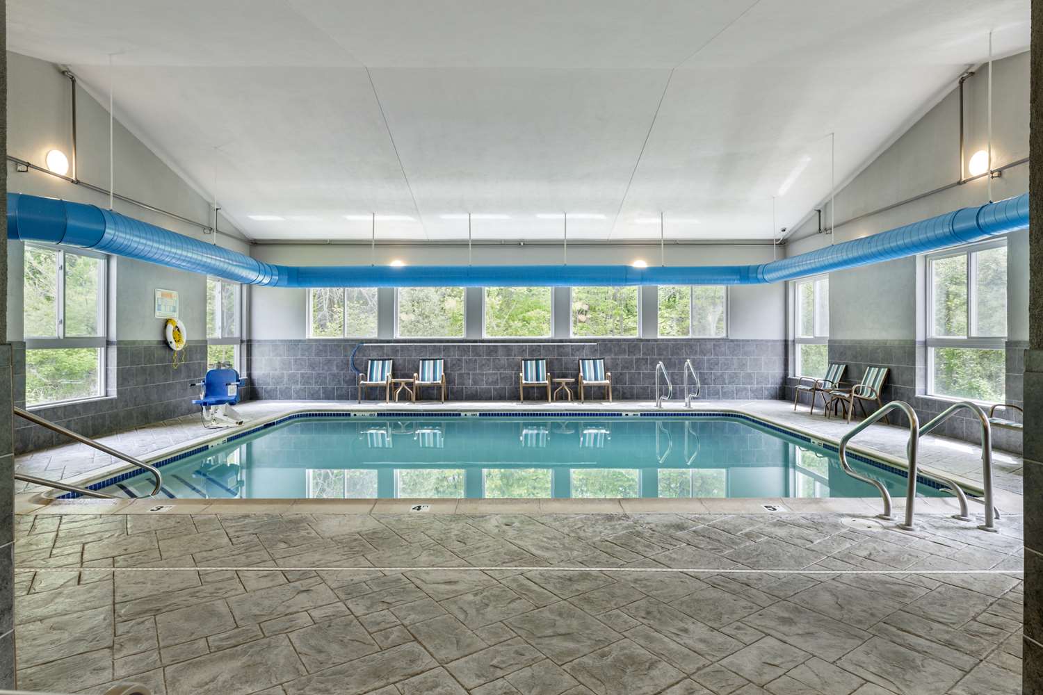 Best Western Plus New England Inn & Suites 9/20