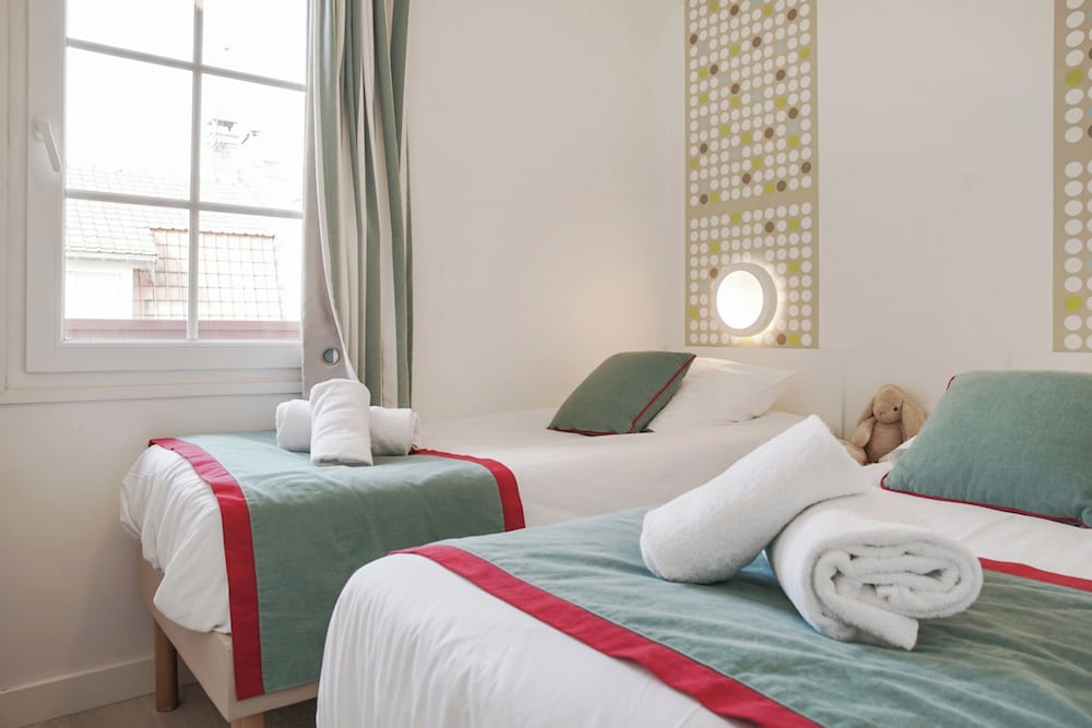 Duplex, 3 Rooms, 2 Double and Twin Beds, Sofa