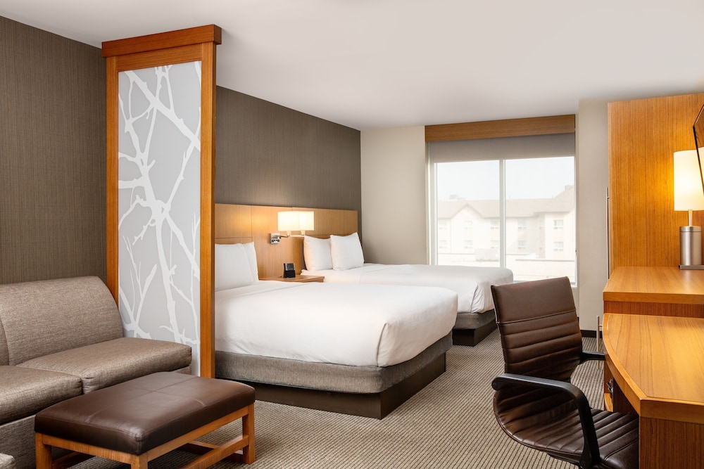 Hyatt Place Edmonton West 8/44