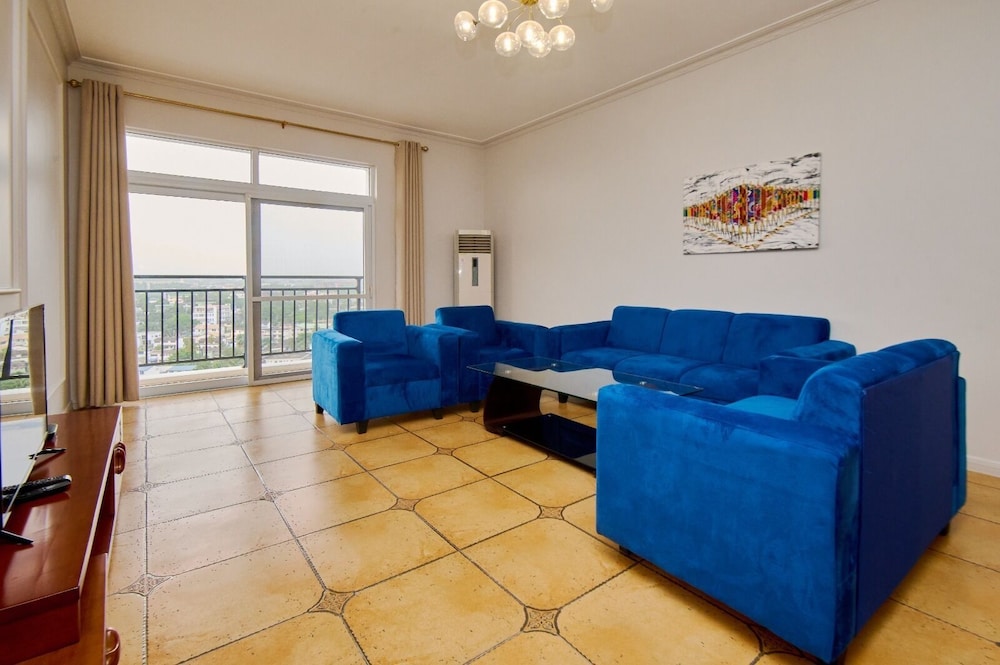 Chateau Towers Hotel Apartment 22/33