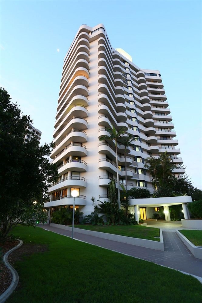 The Regent Holiday Apartments 45/52