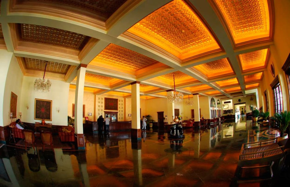 The Lalit Grand Palace 49/68