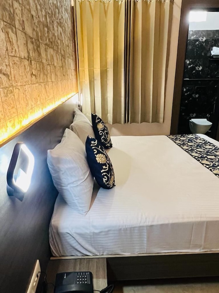 R.G Bilkha Hotel and Resorts 17/47