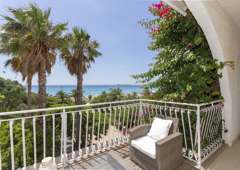 Hotel Simius Playa 32/39