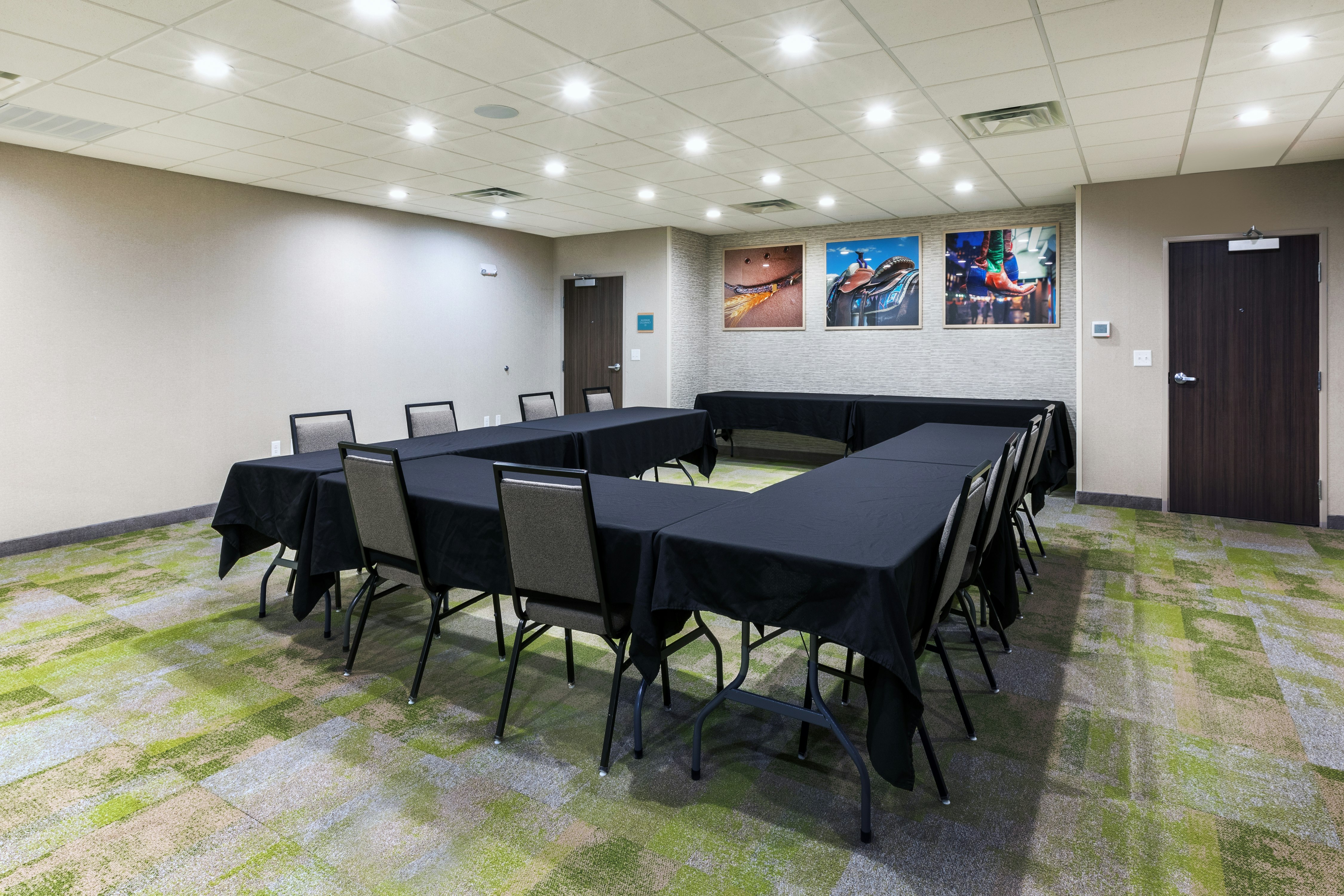 Home2 Suites by Hilton Weatherford 24/29