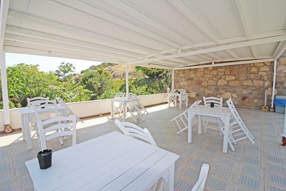 Bozcaada Denizyildizi Otel 22/44
