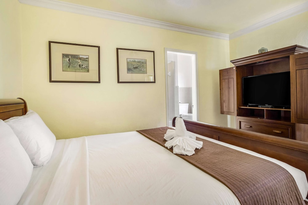Americas Best Value Inn Historic Clewiston Inn 21/56