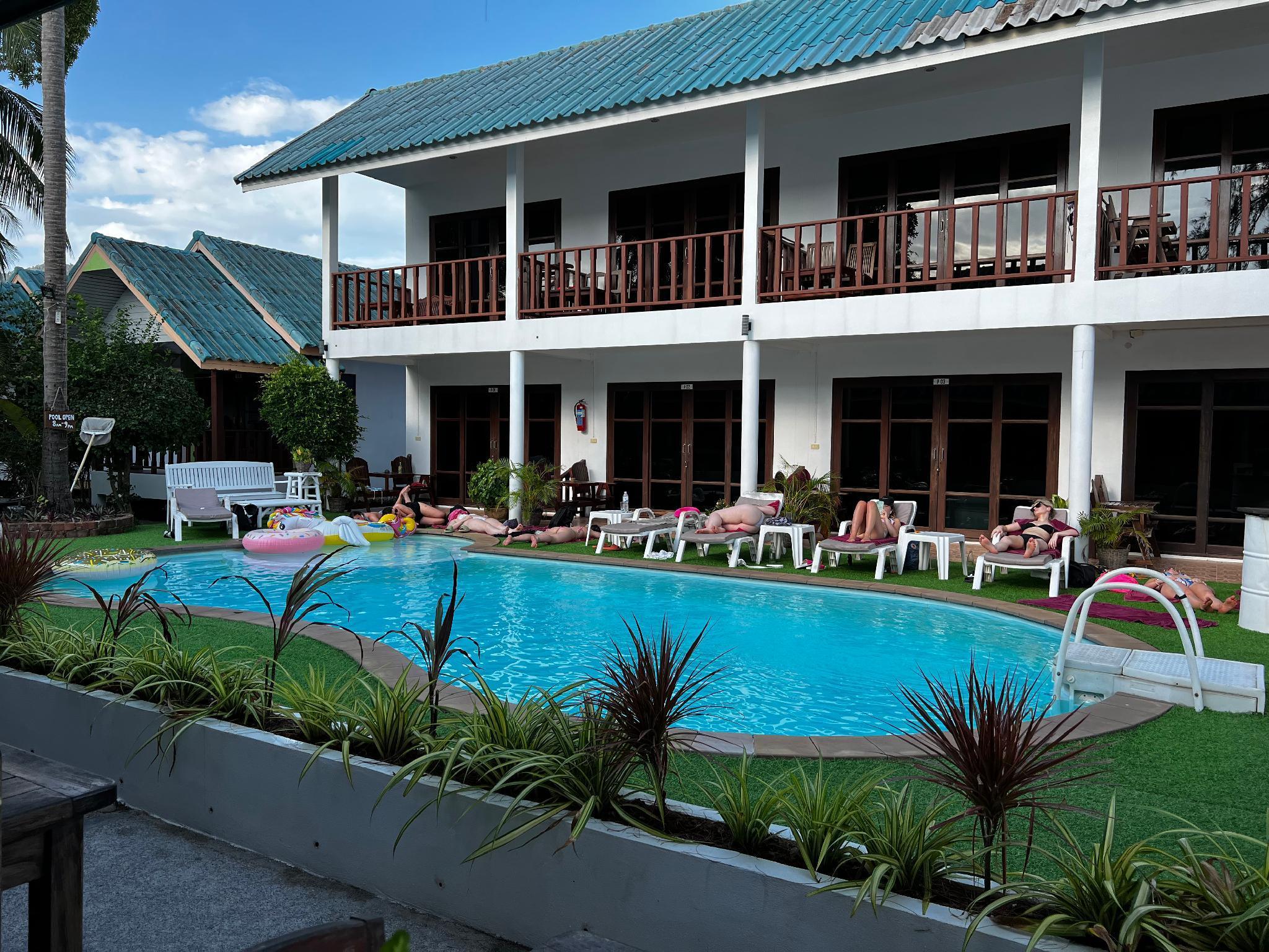 Phangan Great Bay Resort 5/55