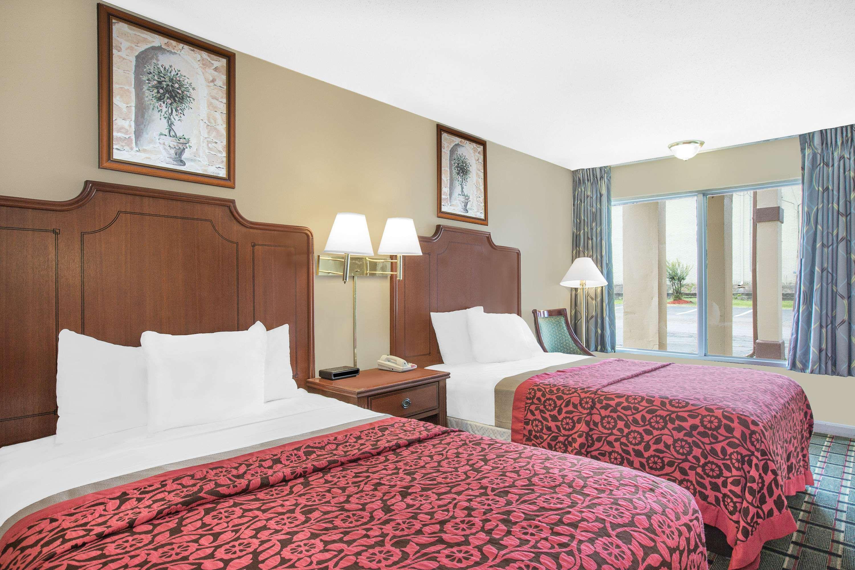 Meridian Inn Hotel, MS 6/18