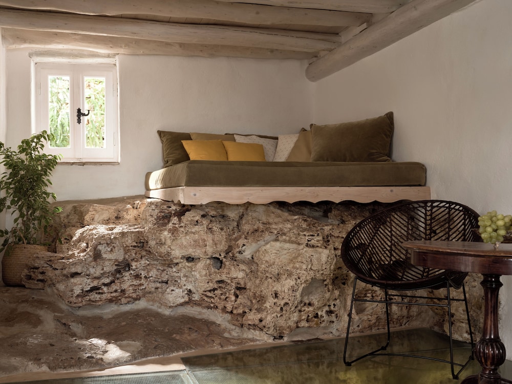 Aria Villa 5/50